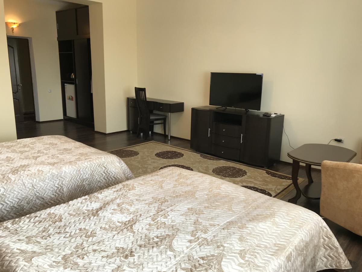 Saltanat Hotel Taldykorgan Luaran gambar
