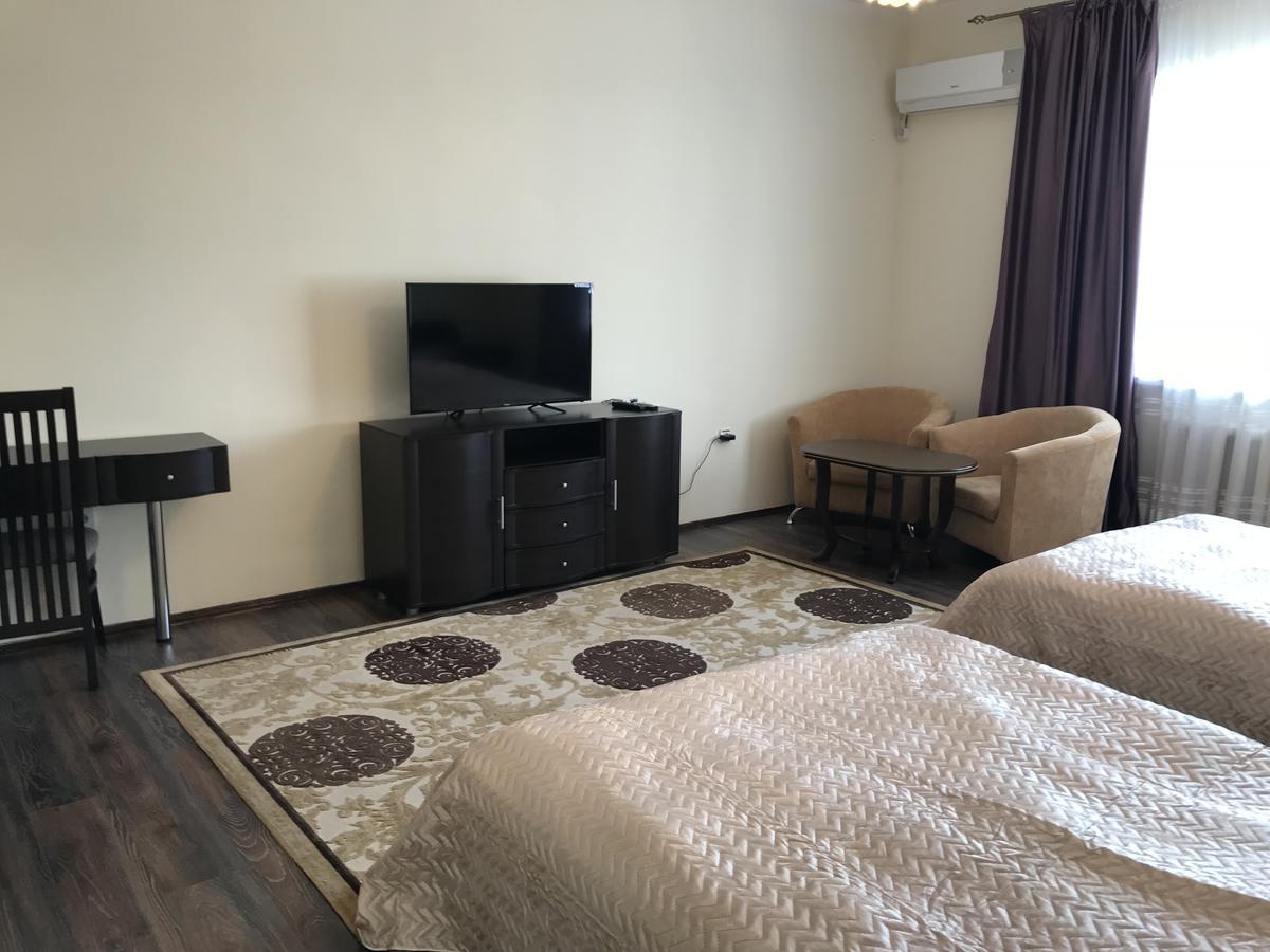 Saltanat Hotel Taldykorgan Luaran gambar